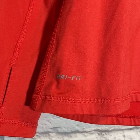 Nike Pro Dri-Fit Half Zip Long Sleeve Size Medium - Picture 2 of 5